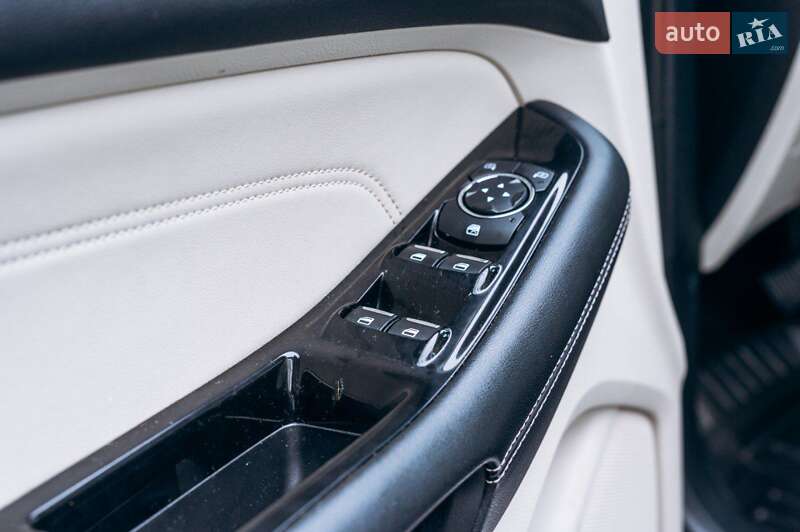 Внедорожник / Кроссовер Ford Edge 2019 в Желтых Водах