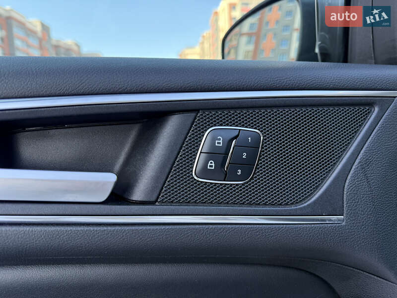 Внедорожник / Кроссовер Ford Edge 2017 в Тернополе