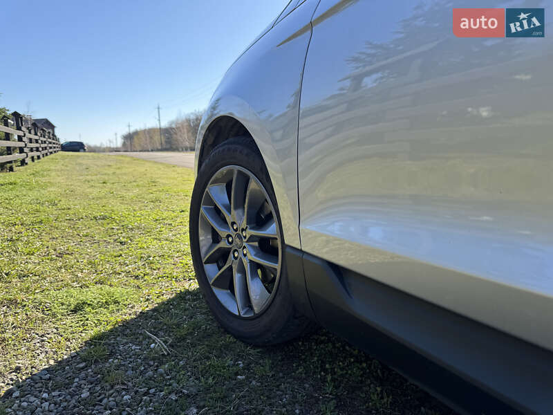 Внедорожник / Кроссовер Ford Edge 2015 в Черновцах