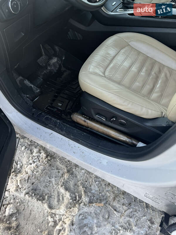 Внедорожник / Кроссовер Ford Edge 2016 в Запорожье