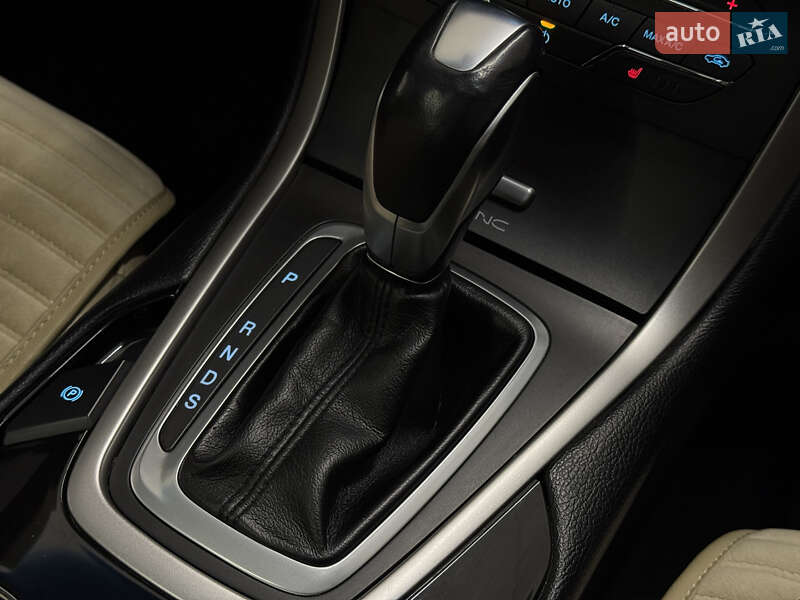 Внедорожник / Кроссовер Ford Edge 2015 в Николаеве фото 38 Внедорожник / Кроссовер Ford Edge 2015 в Николаеве