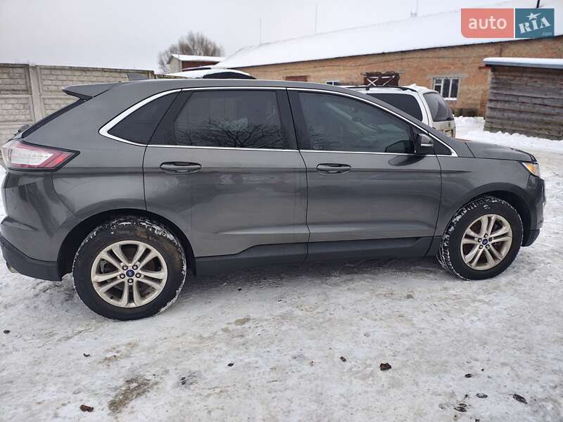 Позашляховик / Кросовер Ford Edge 2016 в Рівному
