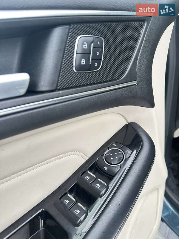 Позашляховик / Кросовер Ford Edge 2016 в Тернополі фото 43 Позашляховик / Кросовер Ford Edge 2016 в Тернополі