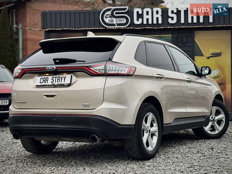 Позашляховик / Кросовер Ford Edge 2017 в Стрию
