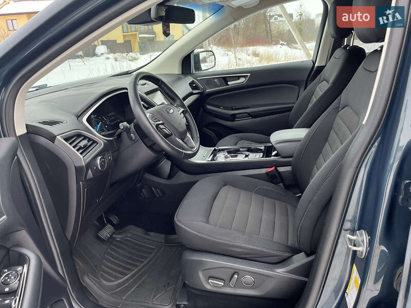 Позашляховик / Кросовер Ford Edge 2019 в Стрию