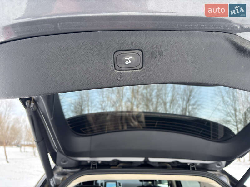 Позашляховик / Кросовер Ford Edge 2022 в Черкасах фото 15 Позашляховик / Кросовер Ford Edge 2022 в Черкасах