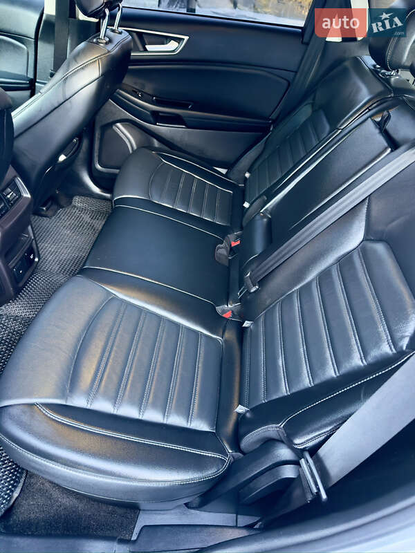 Позашляховик / Кросовер Ford Edge 2017 в Кременчуці