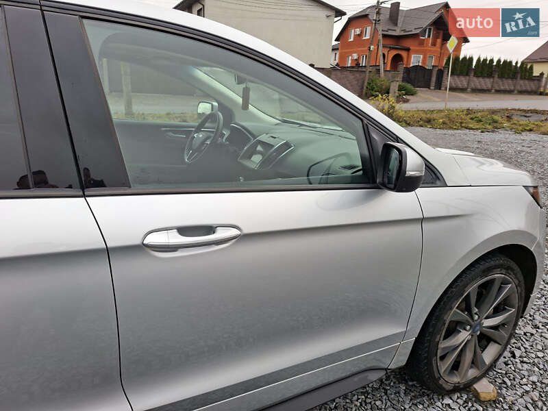 Внедорожник / Кроссовер Ford Edge 2017 в Ровно