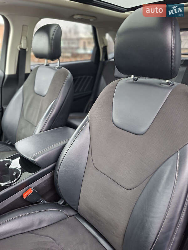 Внедорожник / Кроссовер Ford Edge 2017 в Ровно