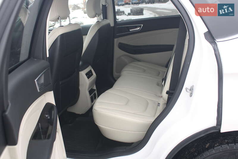 Внедорожник / Кроссовер Ford Edge 2018 в Ровно