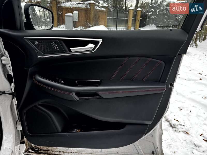 Внедорожник / Кроссовер Ford Edge 2019 в Киеве