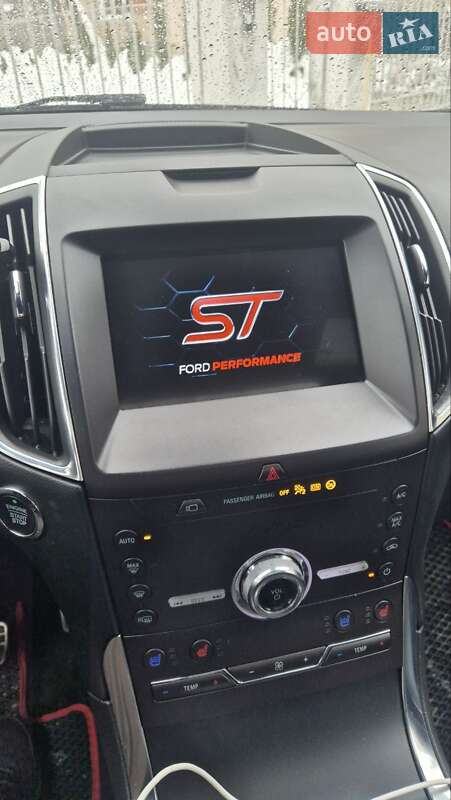 Позашляховик / Кросовер Ford Edge 2019 в Львові