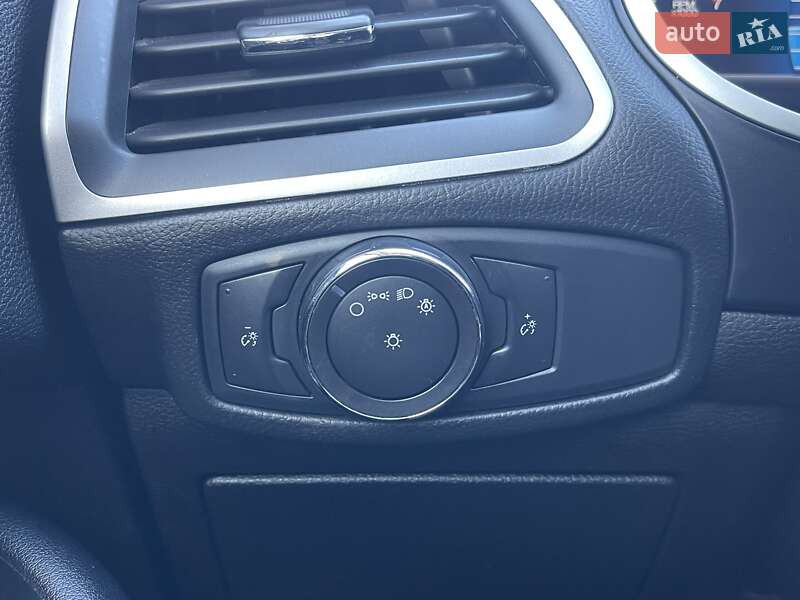 Внедорожник / Кроссовер Ford Edge 2018 в Николаеве