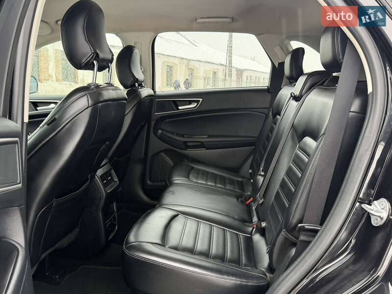 Внедорожник / Кроссовер Ford Edge 2019 в Дубно