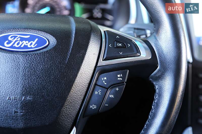 Внедорожник / Кроссовер Ford Edge 2016 в Киеве