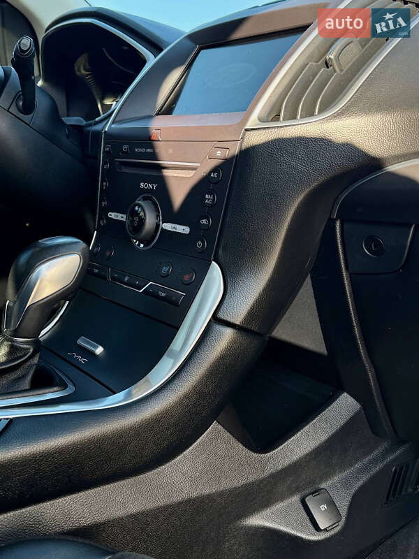 Внедорожник / Кроссовер Ford Edge 2016 в Днепре
