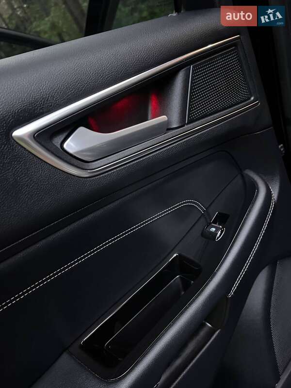 Внедорожник / Кроссовер Ford Edge 2019 в Киеве