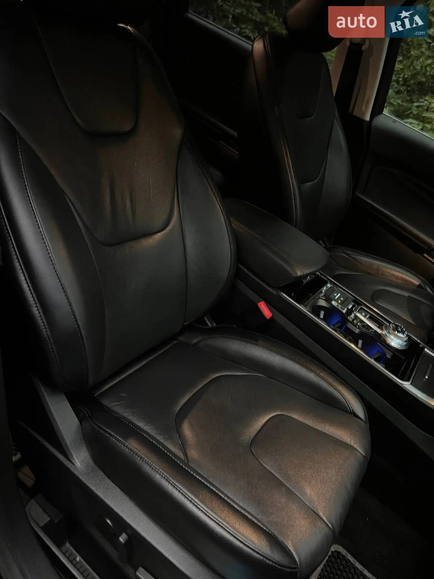 2019 Ford Edge - мініатюра 24
