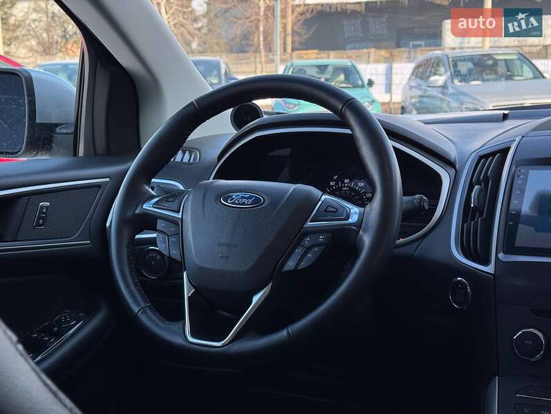 Позашляховик / Кросовер Ford Edge 2017 в Рівному