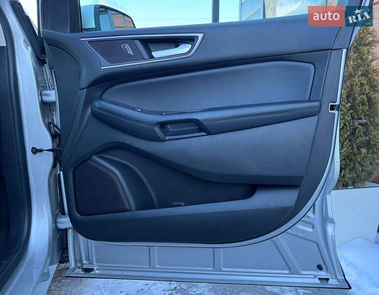 Позашляховик / Кросовер Ford Edge 2017 в Рівному