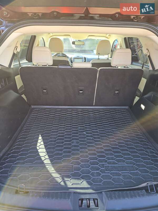 Внедорожник / Кроссовер Ford Edge 2018 в Ровно