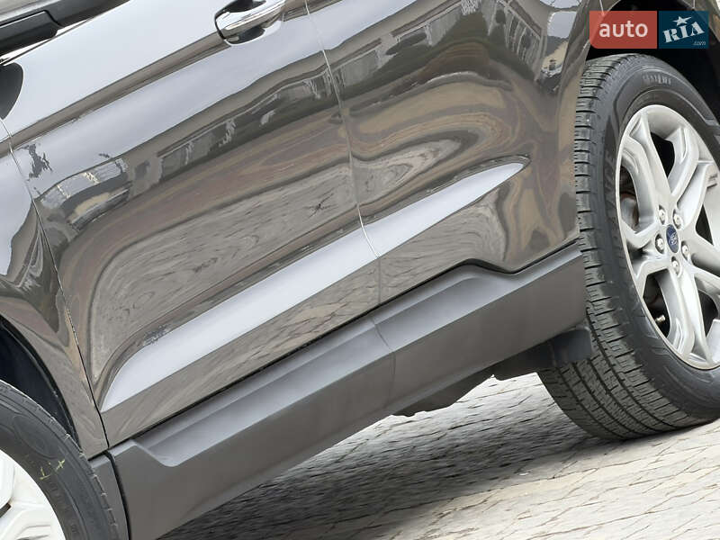 Внедорожник / Кроссовер Ford Edge 2016 в Дрогобыче