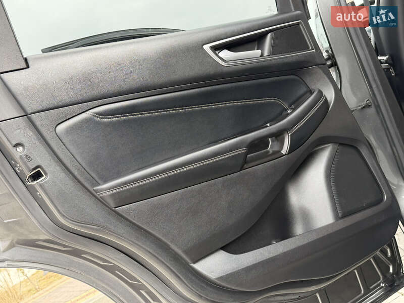 Внедорожник / Кроссовер Ford Edge 2016 в Дрогобыче