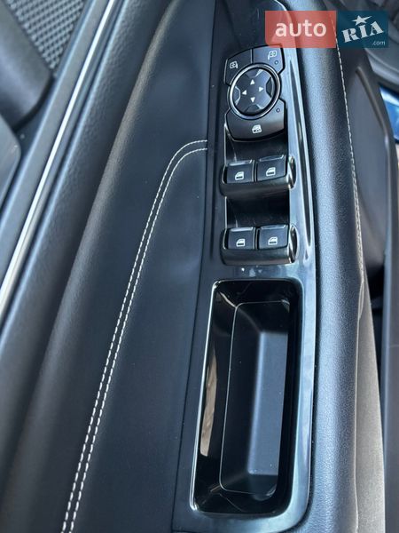 Позашляховик / Кросовер Ford Edge 2017 в Дубні фото 24 Позашляховик / Кросовер Ford Edge 2017 в Дубні