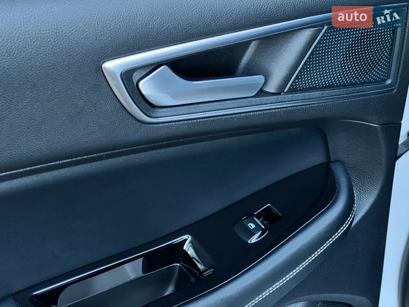 Внедорожник / Кроссовер Ford Edge 2019 в Киеве