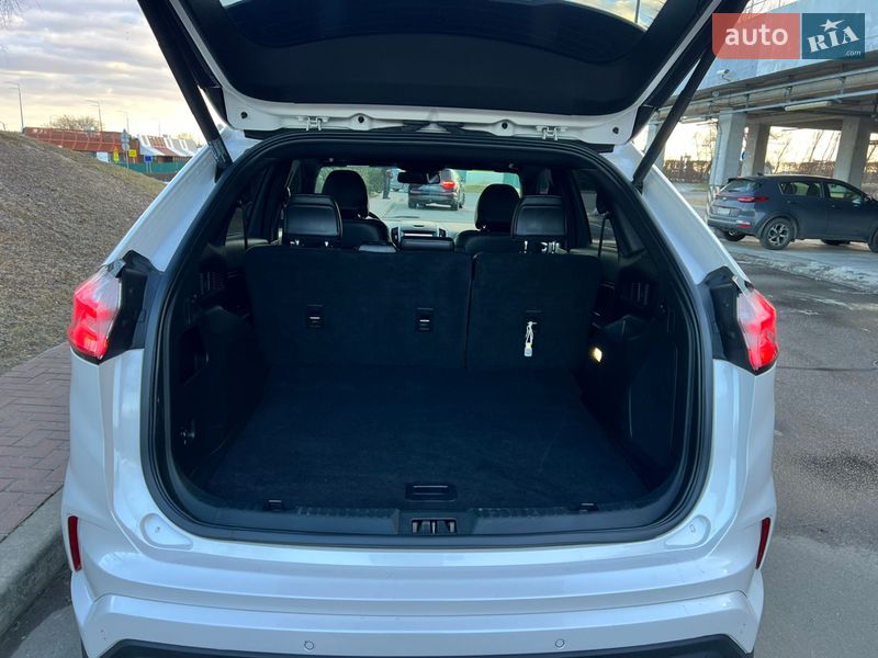 Внедорожник / Кроссовер Ford Edge 2019 в Киеве