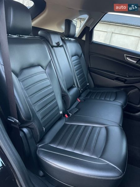 Позашляховик / Кросовер Ford Edge 2019 в Дубні