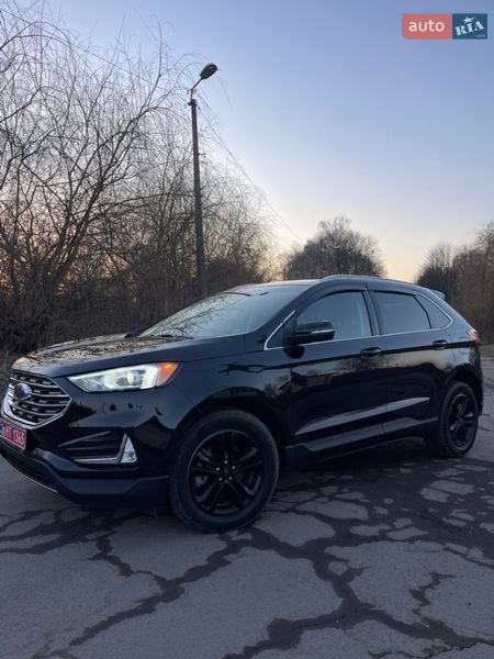 Позашляховик / Кросовер Ford Edge 2019 в Дубні