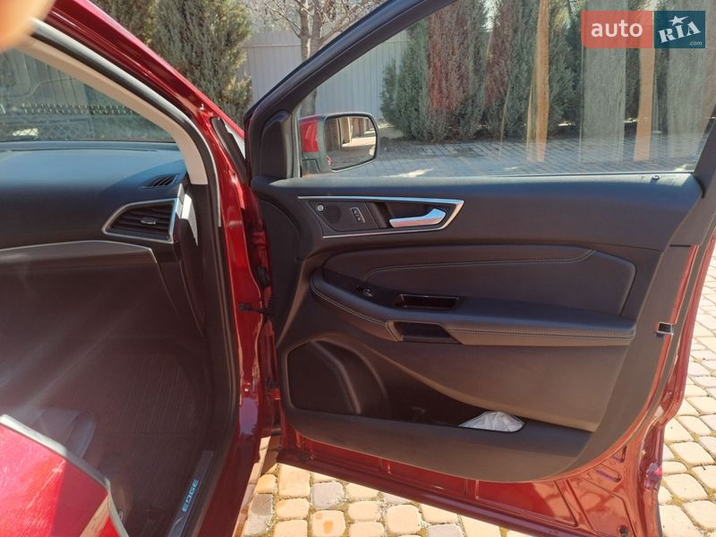 Позашляховик / Кросовер Ford Edge 2018 в Южноукраїнську