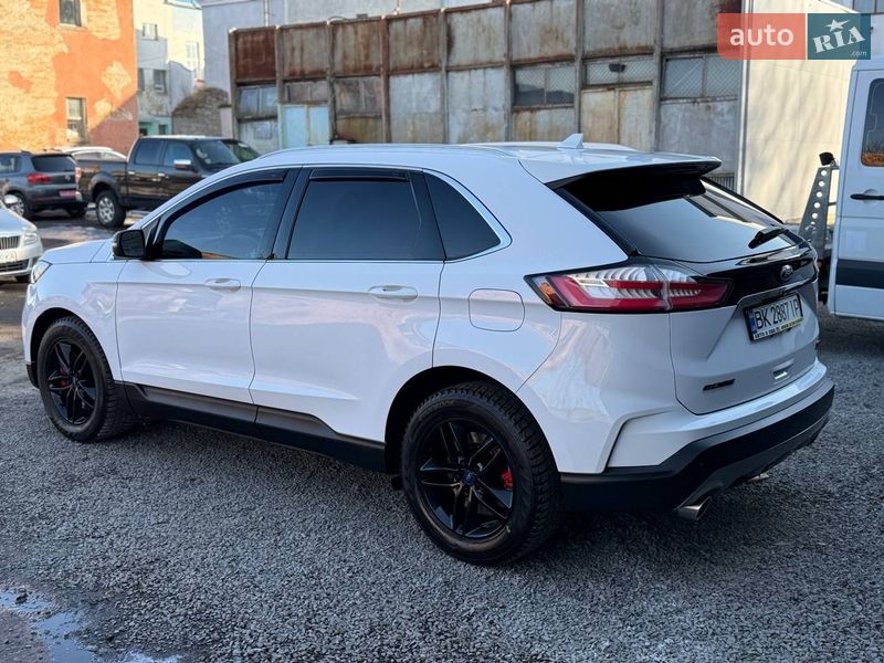 Внедорожник / Кроссовер Ford Edge 2019 в Дубно