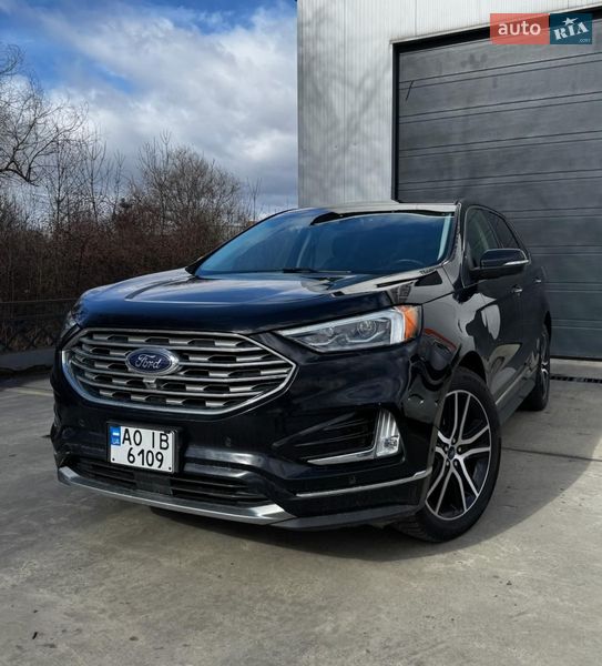 Внедорожник / Кроссовер Ford Edge 2018 в Ужгороде