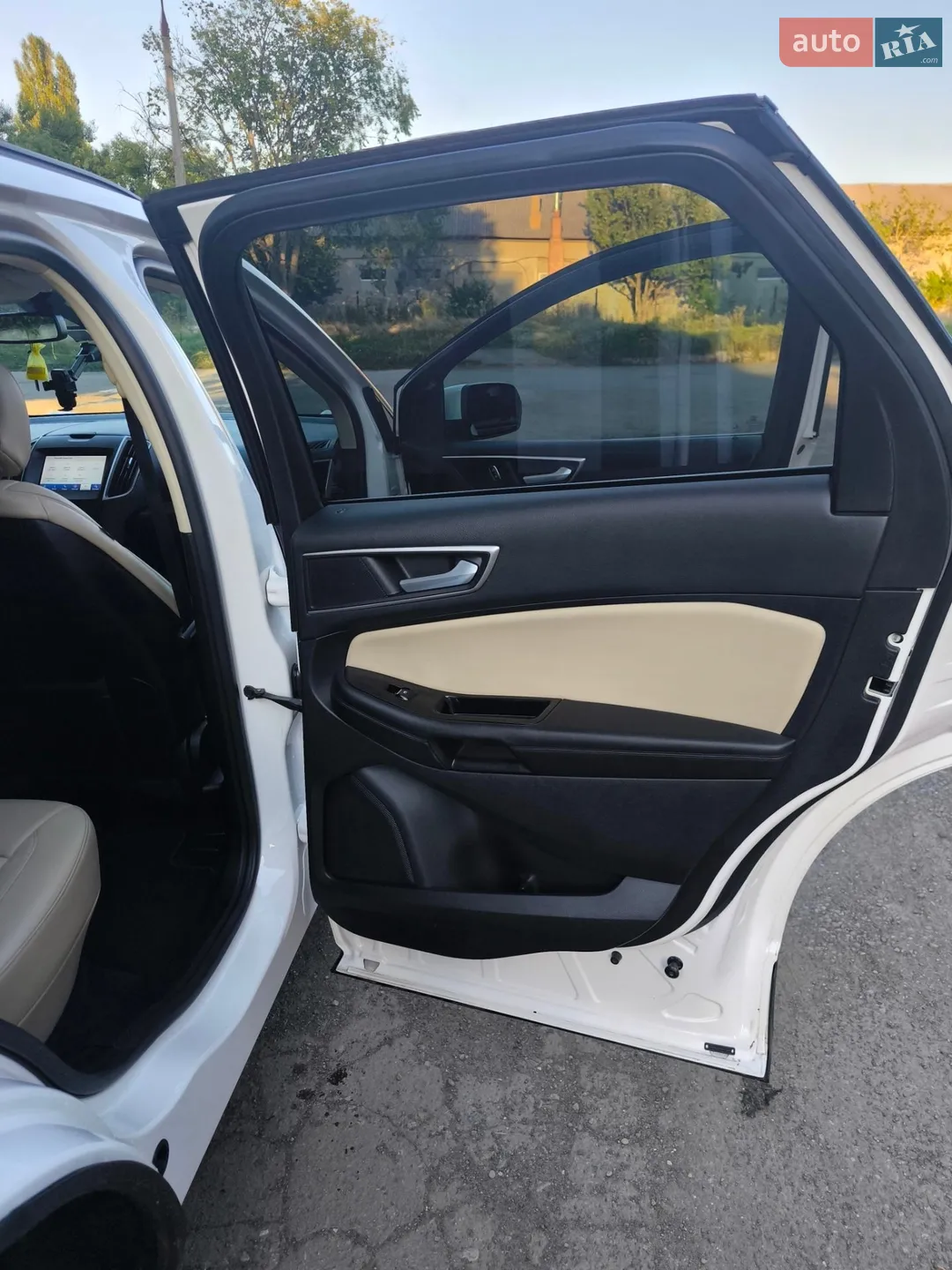 2016 Ford Edge - мініатюра 24