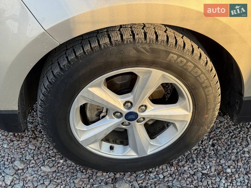 Позашляховик / Кросовер Ford Edge 2017 в Стрию
