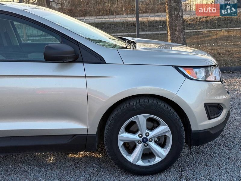 Позашляховик / Кросовер Ford Edge 2017 в Стрию