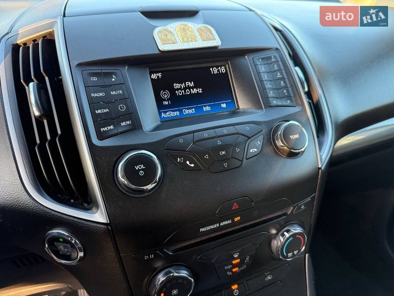 Позашляховик / Кросовер Ford Edge 2017 в Стрию