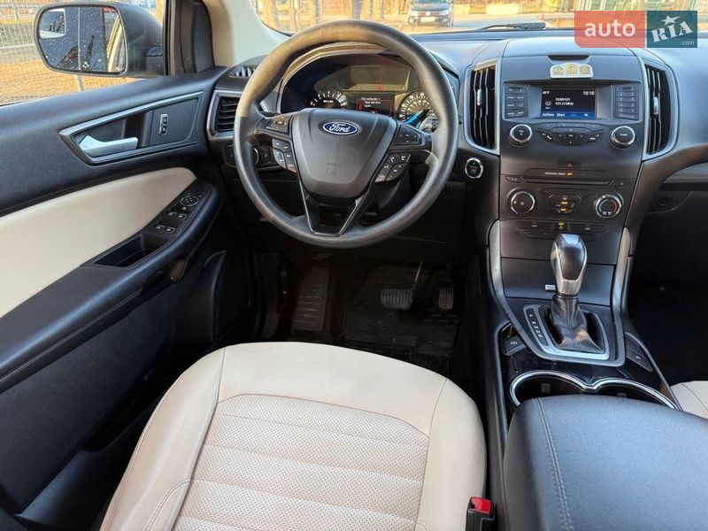 Позашляховик / Кросовер Ford Edge 2017 в Стрию