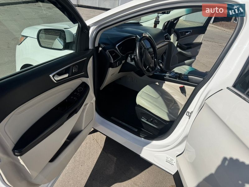 Позашляховик / Кросовер Ford Edge 2015 в Харкові