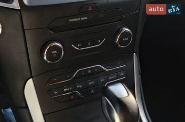Внедорожник / Кроссовер Ford Edge 2016 в Тернополе