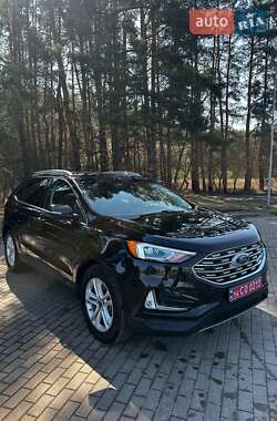 Внедорожник / Кроссовер Ford Edge 2019 в Новояворовске