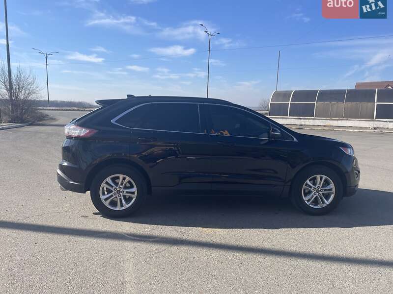 Внедорожник / Кроссовер Ford Edge 2016 в Благовещенском