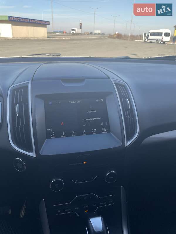 Внедорожник / Кроссовер Ford Edge 2016 в Благовещенском