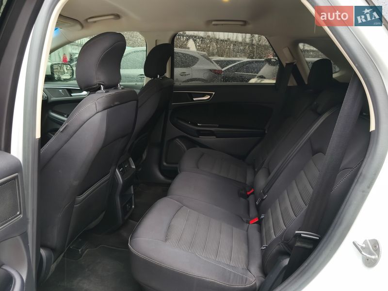 Позашляховик / Кросовер Ford Edge 2016 в Дніпрі