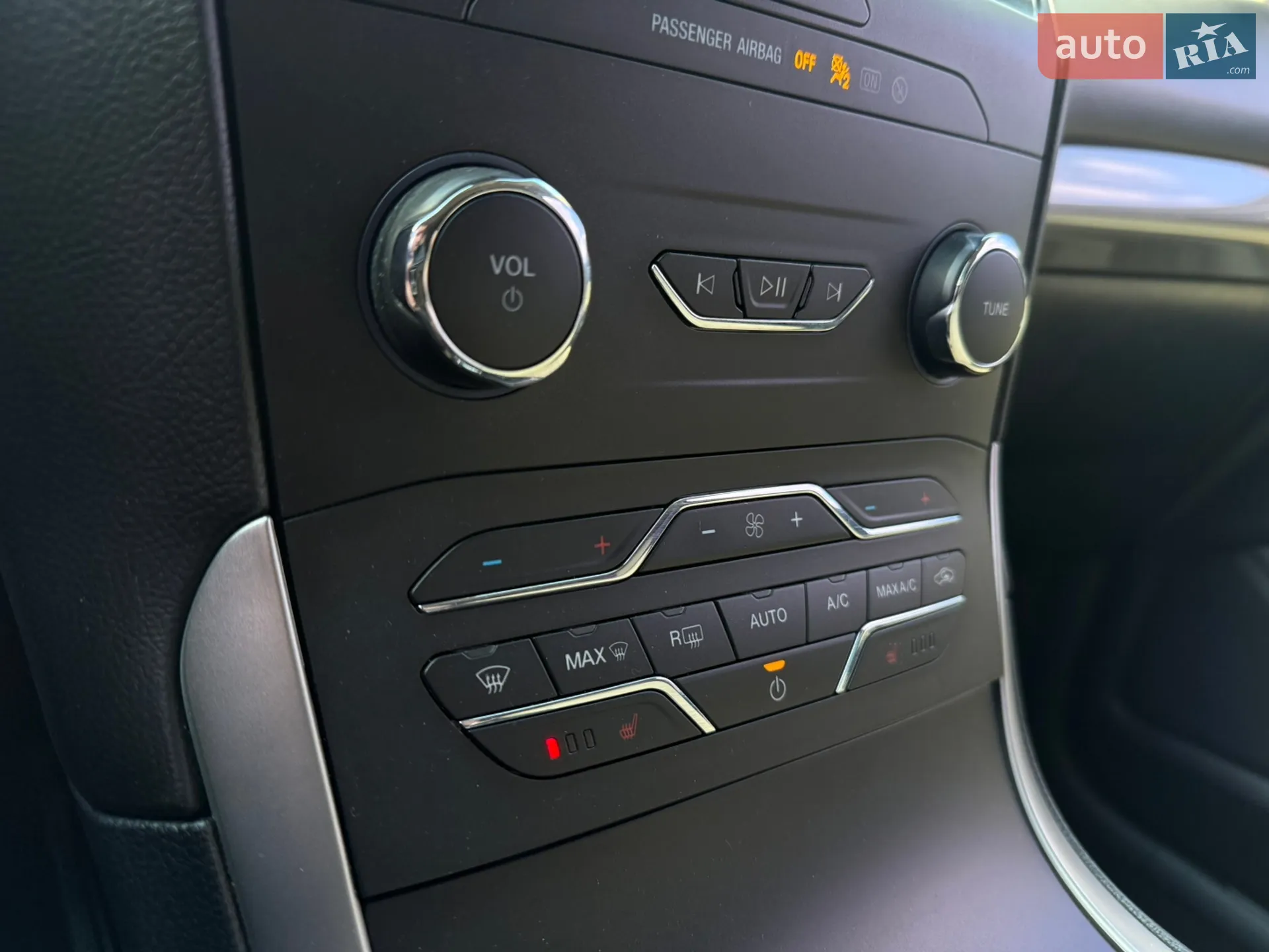 2019 Ford Edge - мініатюра 25