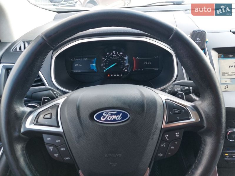 Позашляховик / Кросовер Ford Edge 2018 в Ужгороді