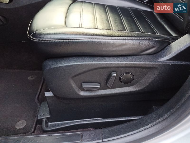 Позашляховик / Кросовер Ford Edge 2019 в Дубні фото 11 Позашляховик / Кросовер Ford Edge 2019 в Дубні