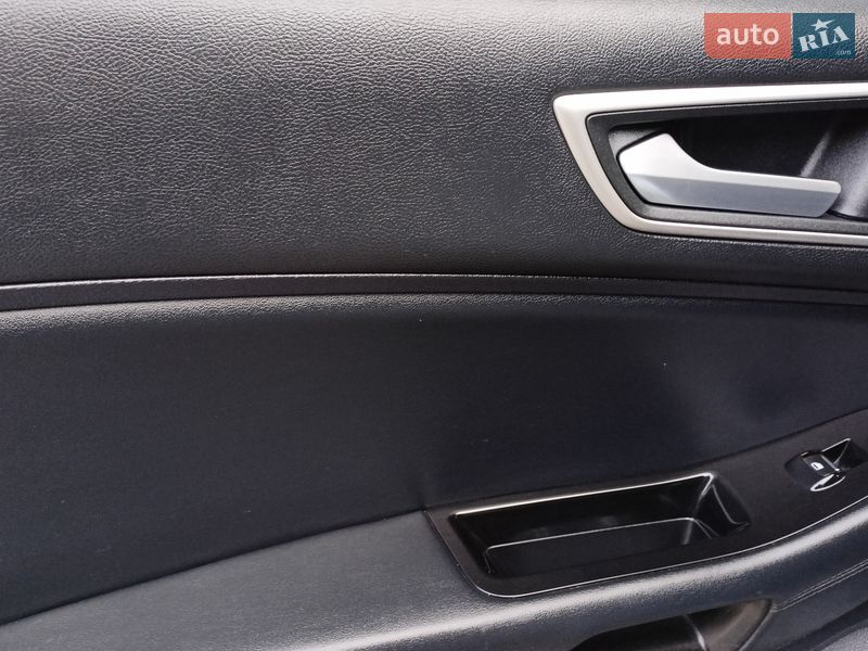 Позашляховик / Кросовер Ford Edge 2019 в Дубні фото 17 Позашляховик / Кросовер Ford Edge 2019 в Дубні